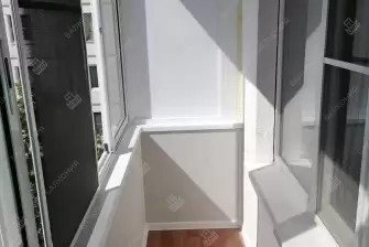 Холодное остекление балкона в многоквартирном доме