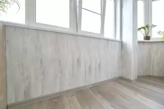 Отделка балкона ПВХ с утеплением