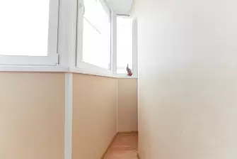 Остекление, утепление и отделка балкона ПВХ